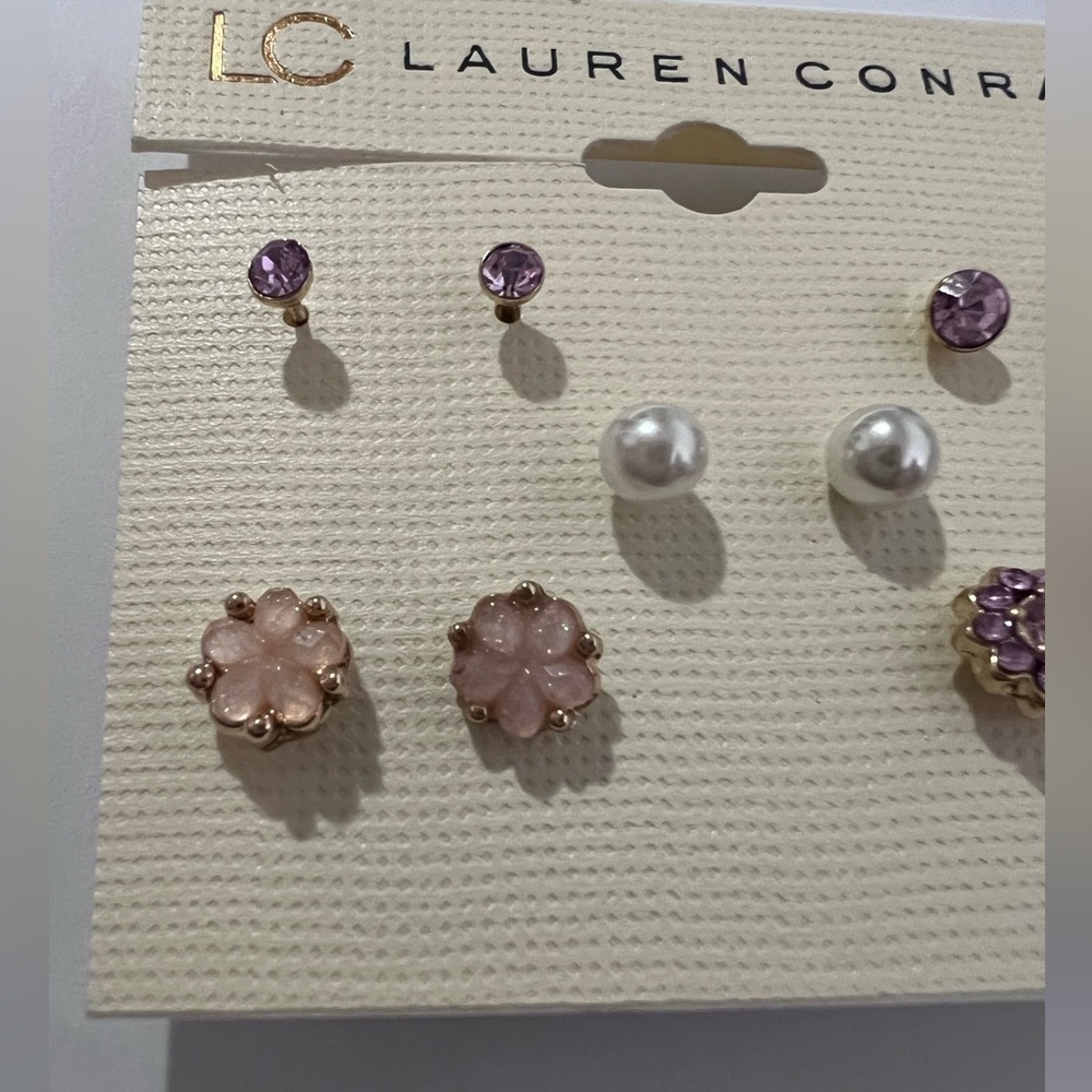 LC Lauren Conrad Gold Tone Stud Earrings 5 pairs - Picture 4 of 6